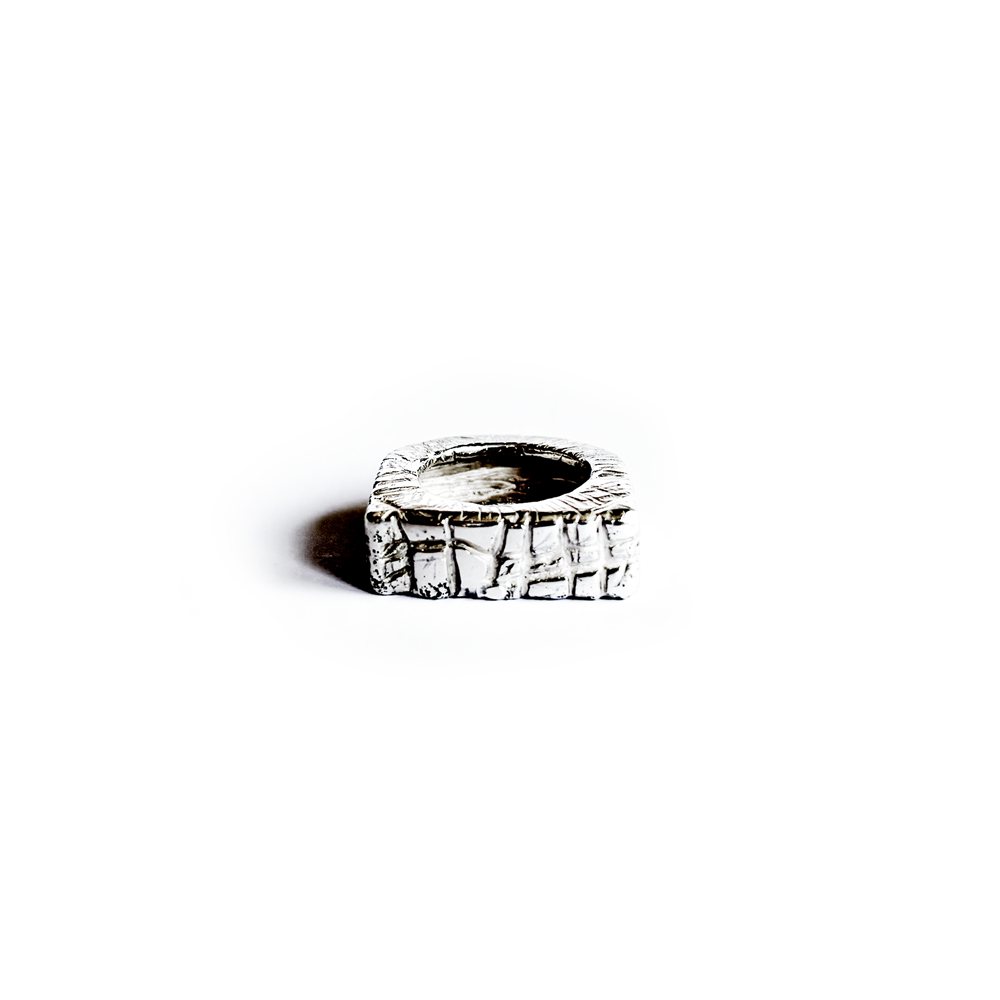 Artisanal Dept croc ring